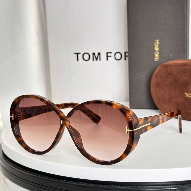 TOM FORD